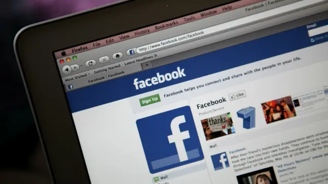 Việc xử lý phạt vì lời comment trên Facebook tại Việt Nam đang gây tranh cãi vì yếu tố pháp lý mơ hồ