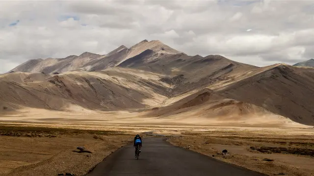 Zurl completó el cruce del Himalaya en 40 horas.