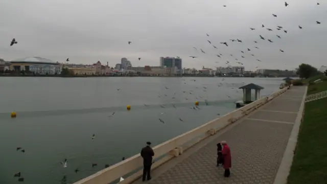 中国土人景观与俄罗斯Map Architects联合方案今年在喀山市卡班湖沿岸景观系统发展概念规划竞赛中标，将沿湖建造一个连续的景观系统。（摄影：子川）