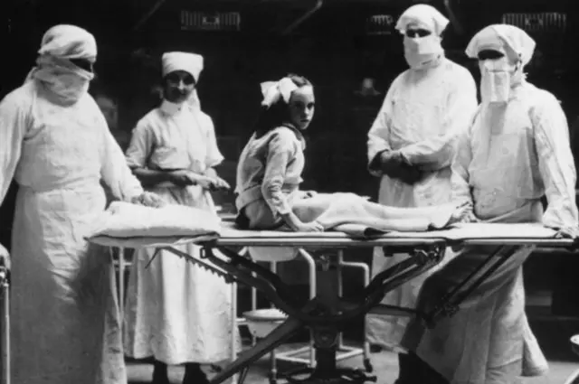 1921'de ameliyat sonrası enfeksiyonlar önemli riskler taşıyordu