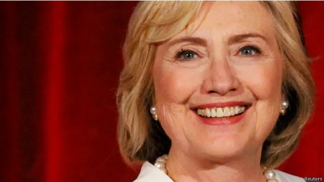 تسعى هيلاري كلينتون للفوز بترشيح الحزب الديمقراطي