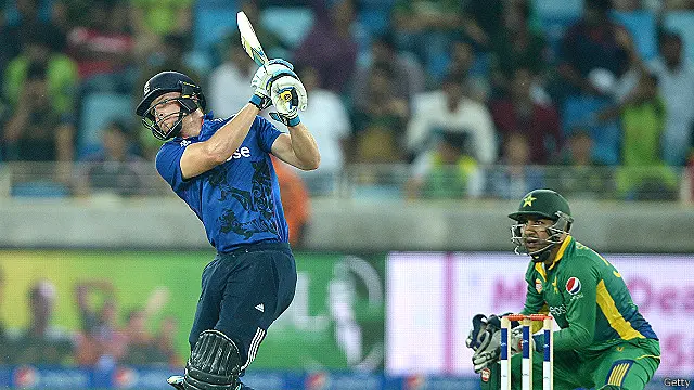 بٹلر نے پہلی نصف سنچری 30 گیندوں پر مکمل کی تھی