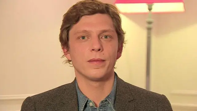 اونتون نے اپنے پیغام میں پیرس حملوں میں ملوث شدت پسندوں کو بھی جواب دیا ہے