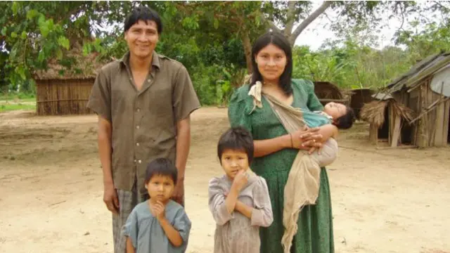 सिमाने जनजाति की महिलाएं