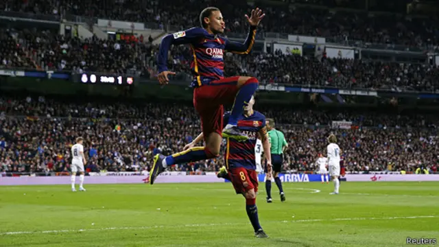 نیمار بعد از گل درخشانی که در همه شبکه‌های اجتماعی مورد ستایش قرار گرفت از خوشحالی به هوا می‌پرد