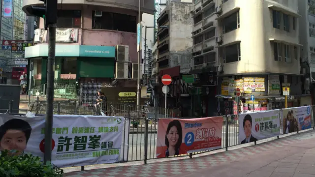 中环街头的候选人布条。