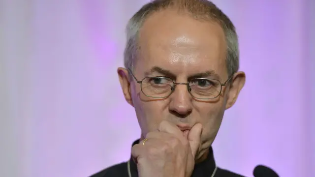 كبير أساقفة كانتربيري عاش وزوجته في باريس وتأثر كثيرا لما حدث فيها