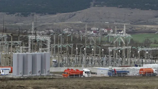 Мобильные газовые генераторы около Симферополя должны обеспечивать аннексированный Крым электричеством