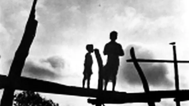 ’جاگو ہوا سویرا‘ کے برطانوی کیمرا مین والٹر لیزلی کو فلم کے منظرنامے میں حقیقت کا رنگ بھرنے میں کوئی خاص دشواری پیش نہیں آئی