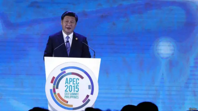 中國習近平主席在馬尼拉APEC會議上主要強調創新、開放與聯通乃重新振興的重要因素