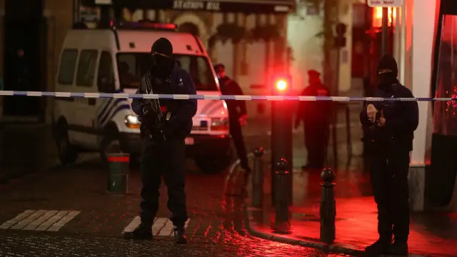 'මේක බෙල්ජියමේ සාමාන්‍ය තත්වයක් නෙවෙයි. විශේෂයෙන්ම සන්නද්ධ හමුදාව එලියට බැස්සම ගොඩක් මිනිස්සු බයවෙලා තියෙන්නේ'