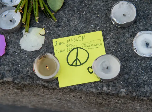 "Я - мусульманин, и я - Париж"