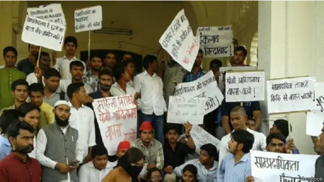 हैप्पी टु ब्लीड