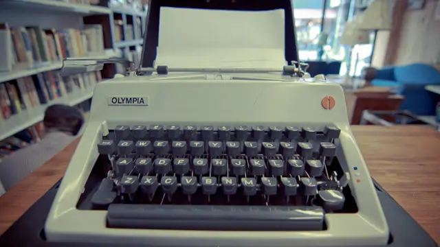 Пишущая машинка