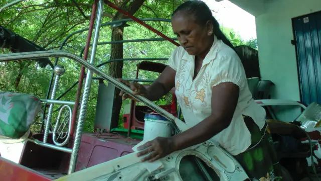 සමන්තිගේ මව එච් එම් ගුණවතී