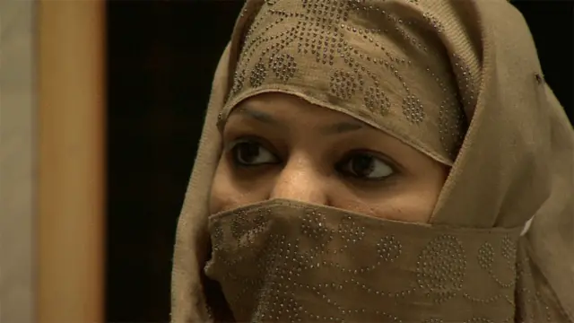 باسط نے پہلے نوشین سے شادی کی پھر صدف کے عشق میں گرفتار ہو گئے