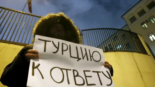 Пикет у турецкого посольства