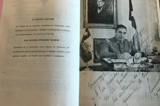 Revista escolar sobre Pinochet