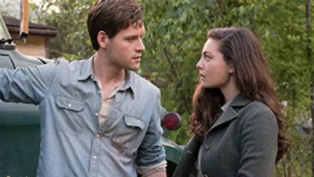 Los protagonistas son miembros de la resistencia obligados a vivir en la clandestinidad. (Foto: Amazon)