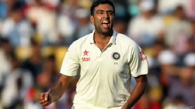 आर अश्विन, भारतीय गेंदबाज़