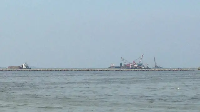 Proyek reklamasi Pulau G yang tengah berlangsung di Muara Angke, Jakarta Utara.