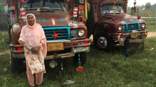 شمیم وايي د ښځینه ډرېورې په توګه اړې یو، چې په خپل وجود کې دننه شته ښځه توب له منځه یوسو