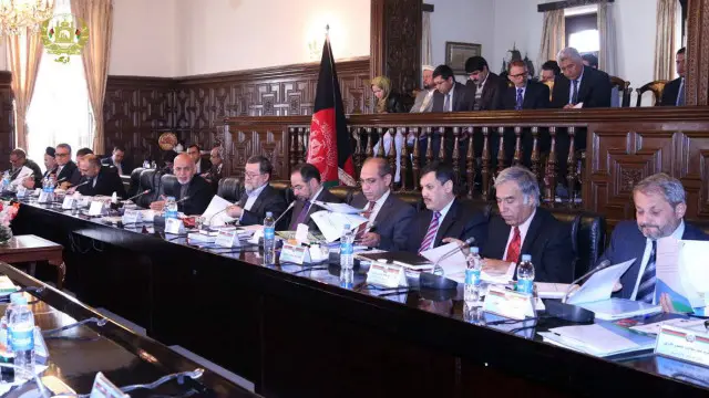 ولسمشر غواړي په هرو دوو اونيو کې د شپږو ولایتونو واليان کابل لاړ او له کابينې سره به خپلې ستونزې شريکې کړي