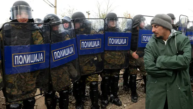  مقدونیہ اور کوئیشیا سمیت بلقان ریاستوں نے گذشتہ ہفتے سخت سرحدی پابندیوں کا نفاذ کیا ہے