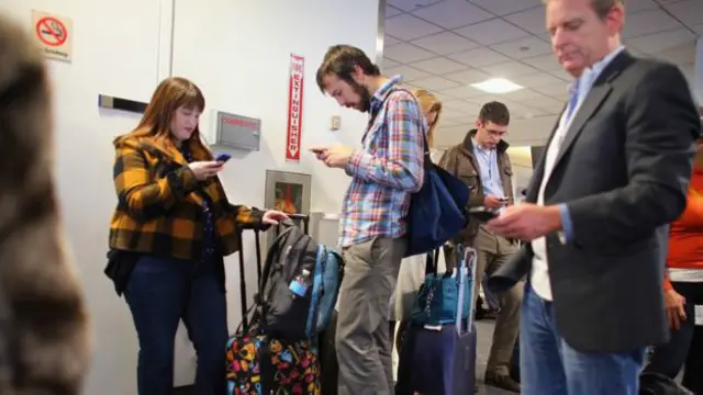 Pasajeros en LaGuardia