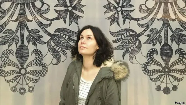 ایک ڈیزائنر سے مصنفہ بنے والی بکفورڈ نے اپنے کام سے کتاب لکھنے اور ترتیب دینے کے لیے چھ ماہ کی چھٹی لی