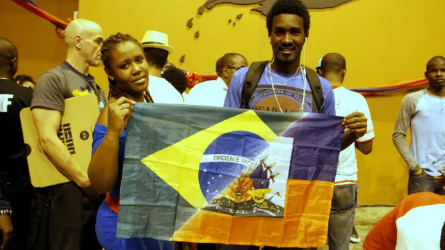 No Brasil, imigrantes do Haiti enfrentam mais obstáculos para conseguirem se integrar à sociedade que imigrantes vindos de outros lugares 