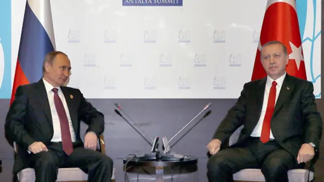 اردوغان و پوتین متقابلا یکدیگر را به تجارت نفتی با داعش متهم کردهاند