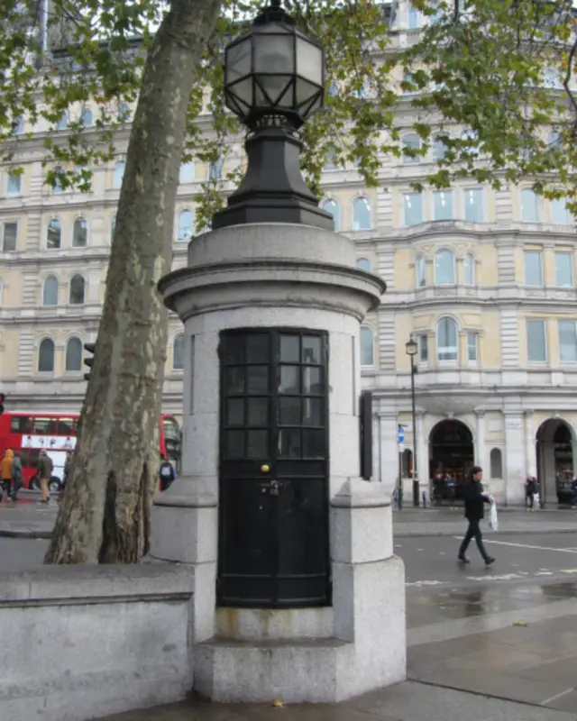 Найменший поліцейський відділок - тепер тут зберігають віники