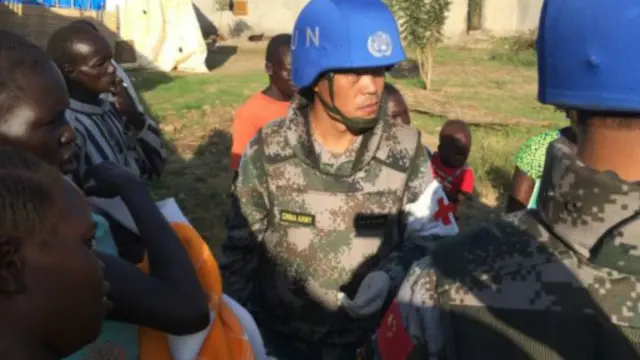 BBC成为首个进入中国军营拍摄的国际电视媒体。