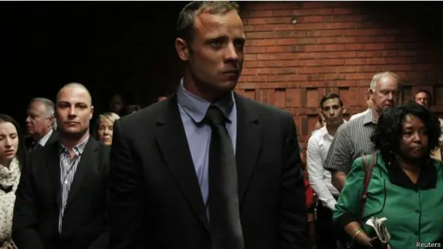 پسٹوریئس کا ہمیشہ یہی موقف رہا ہے کہ ان کی دانست میں باتھ روم میں چور تھا 