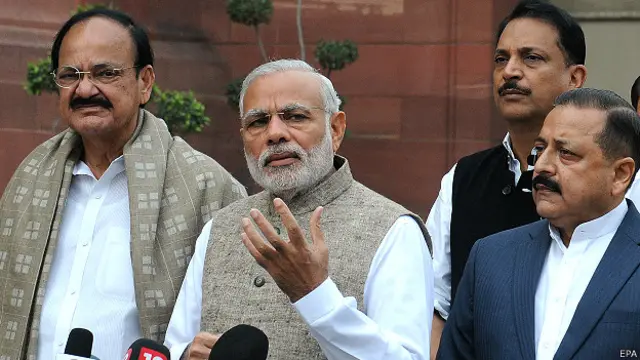 नरेंद्र मोदी