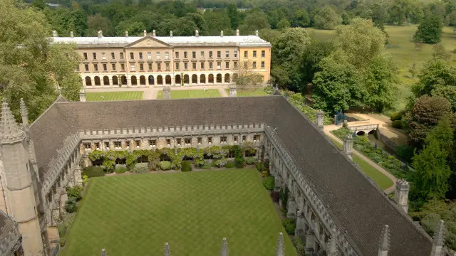 تحمل ماجدلين كوليدج بجامعة أكسفورد تصميمات من القرون الوسطى