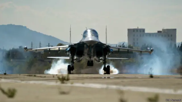 Истребитель Су-34