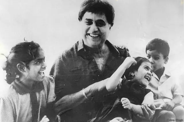 जगजीत सिंह अपने बच्चों के साथ