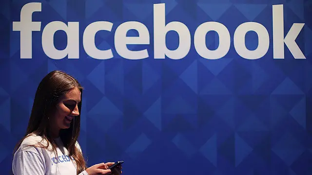 د فېسبوک دریځ دا دی، چې دوی د نامناسبو څرګندونو په تړاو د معلوماتو ورکولو لپاره پر خپلو کارونکو تکیه کوي