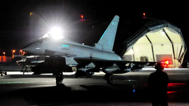 بريتانيا هم روانه مياشت سوريه کې د دغي ډلې پر ضد د جګړې له ايتلاف سره يو ځای شوه