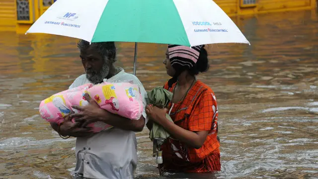 د سیمې سلګونه زره اوسېدونکي د کور کلي پرېښودو ته اړ شوي دي
