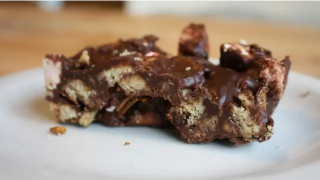 Postre rocoso de seis patas