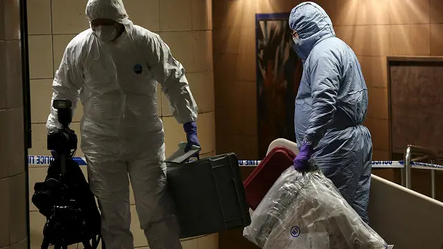 Tim anti teroris dari kepolisian London tengah melakukan penyelidikan di lokasi insiden penusukan.