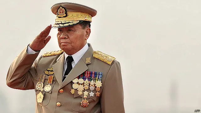 Tướng Than Shwe, 80 tuổi, người lãnh đạo chính quyền quân đội Myanmar cho đến khi ông từ nhiệm năm 2011, được xem vẫn còn ảnh hưởng rất lớn tại Myanmar.