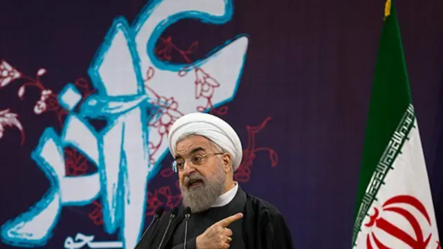 روحانی: آیا شما سال ۹۰، ۹۱ و ۹۲ به این راحتی می توانستید برای ۱۶ آذر اجتماع داشته باشید؟