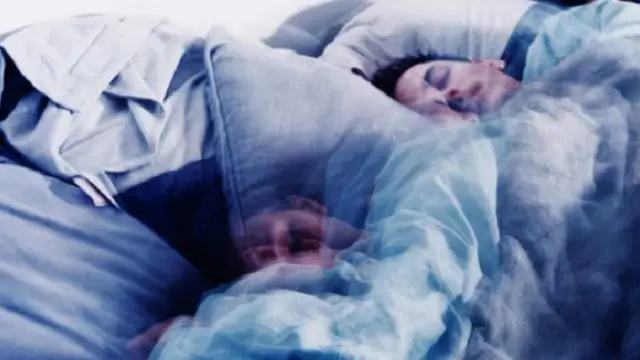 الكثير يحدث داخل أدمغتنا أثناء نومنا وحينما نمر بحالة من أحلام اليقظة