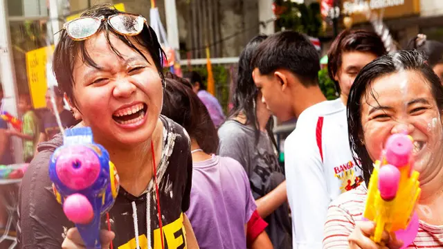 Тайки: мокрые, но довольные