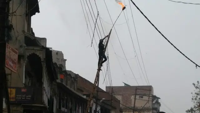 बनारस में सफ़ाई अभियान