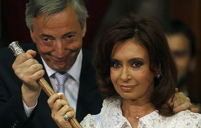 Cristina Fernández asume como presidenta en 2007